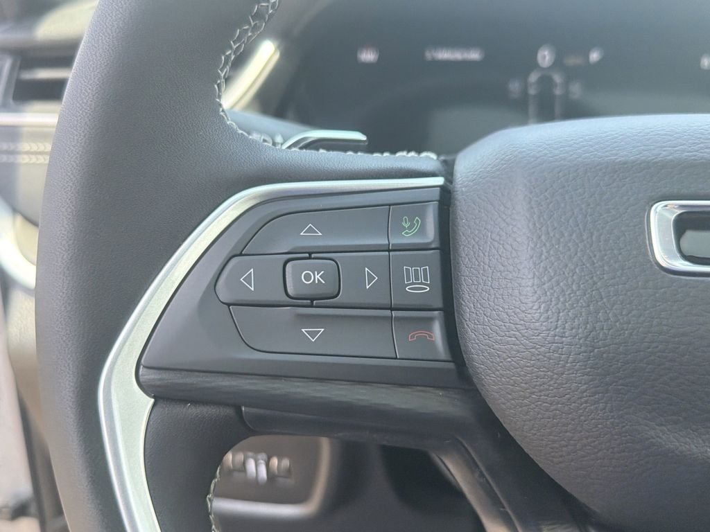 New 2026 Silver Jeep Laredo image 17