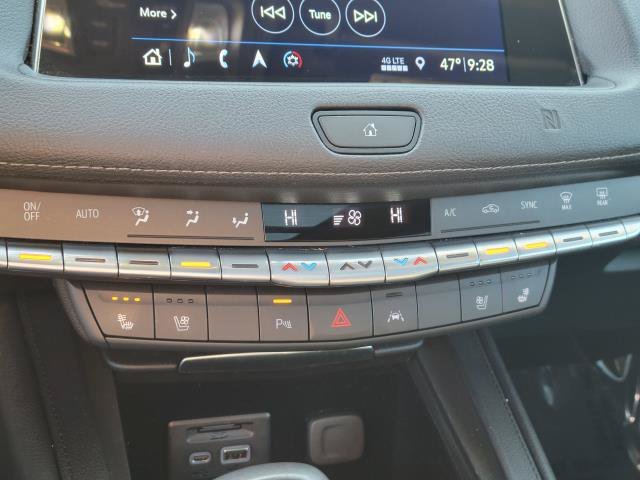 Used 2019 Silver Cadillac Premium Luxury image 28