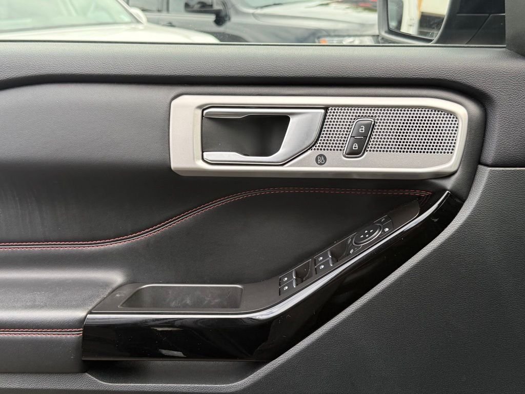 Used 2023 Black Ford ST-Line image 21