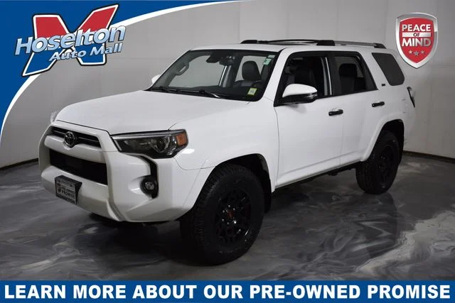 2022 Toyota 4Runner SR5 Premium 4WD V6's photo