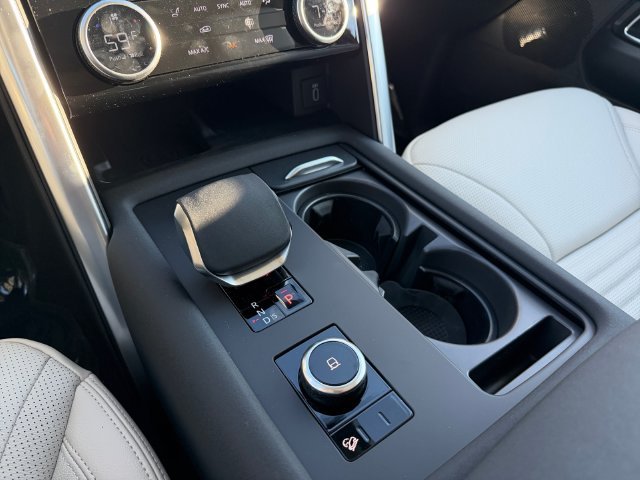 New 2026 Fuji White Land Rover S image 19