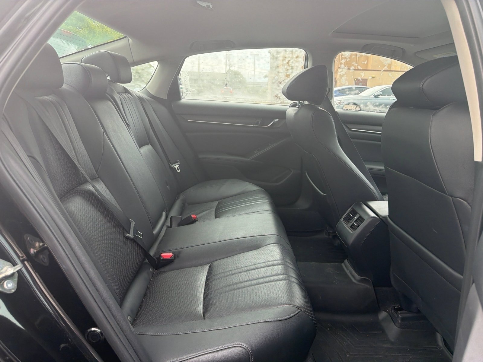 Used 2019 Crystal Black Pearl Honda Touring image 24