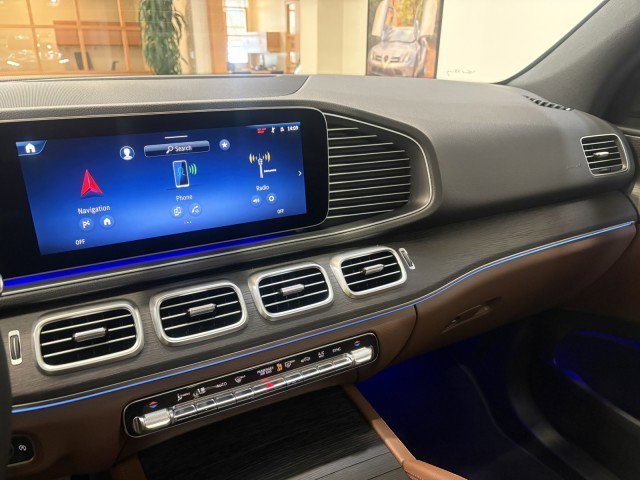 New 2026 MANUFAKTUR Alpine Grey Mercedes-Benz  image 40