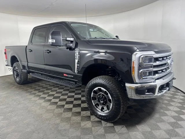 2023 Ford F-350 Lariat 4x4 Crew Cab 6-3/4 Box SRW's photo