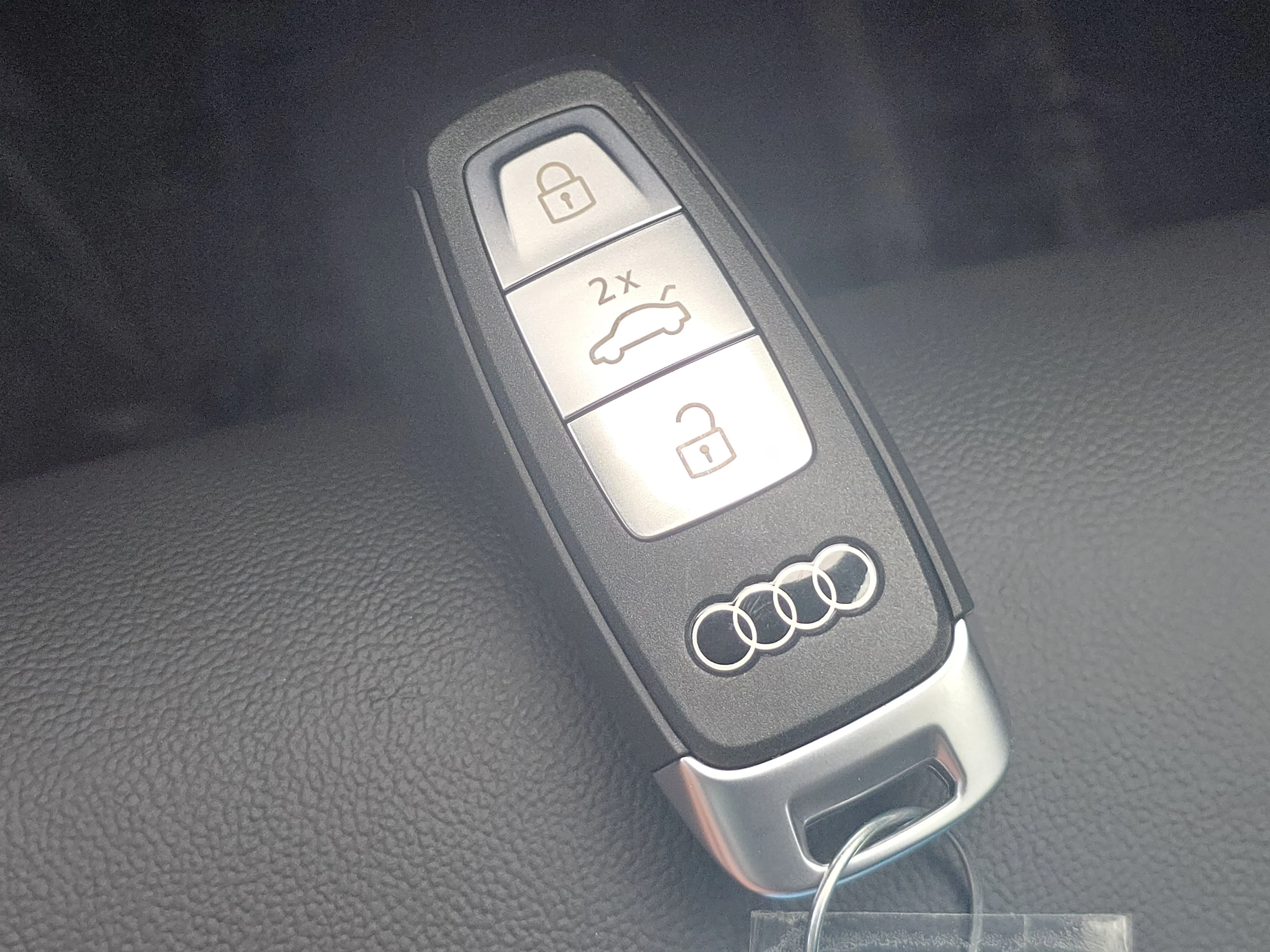 New 2026 Malpelo Blue Metallic Audi S line image 27