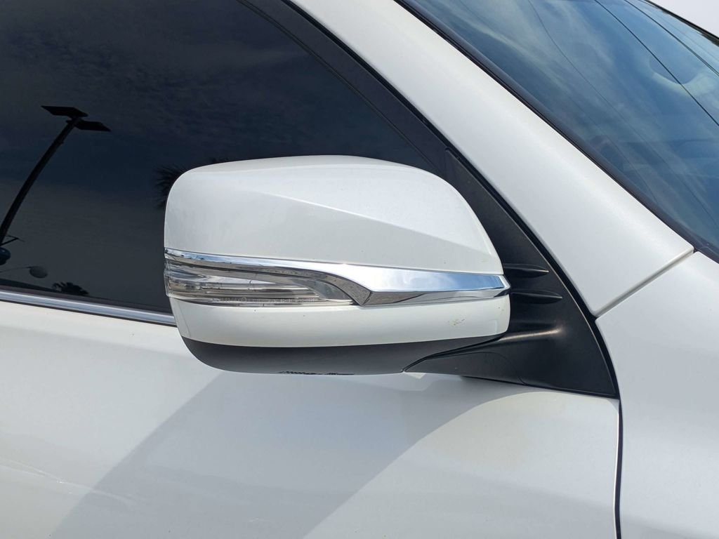 Used 2018 Gray Lexus 460 image 10