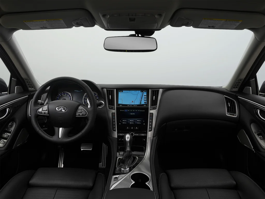 Used 2017 Gray INFINITI Sport image 23
