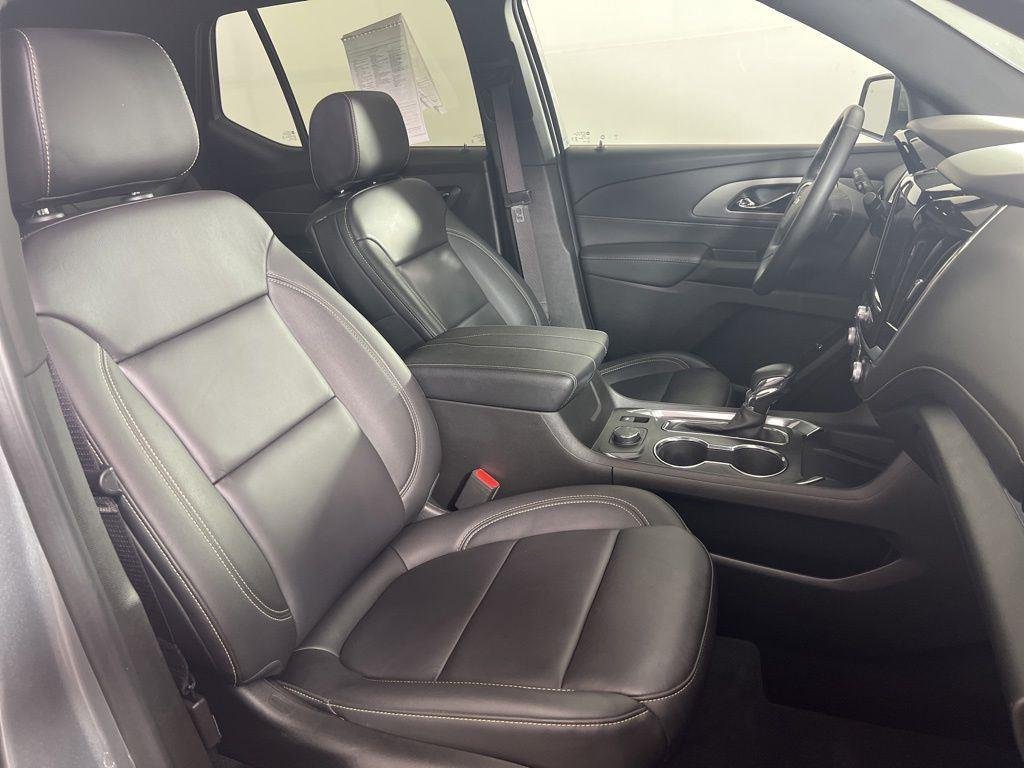 Used 2023 Sterling Gray Metallic Chevrolet LT Leather image 25