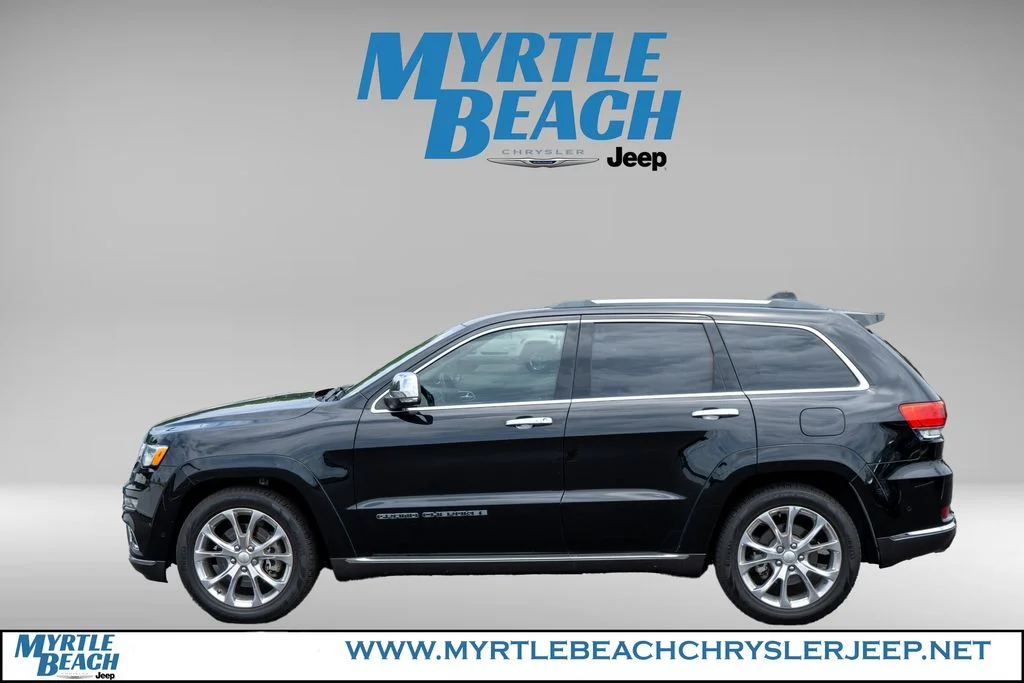 Used 2020 Diamond Black Jeep Summit image 3