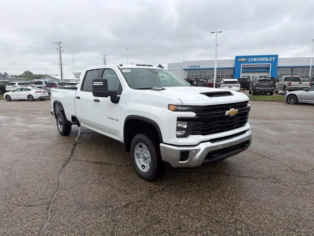 New 2026 Summit White Chevrolet WT image 2