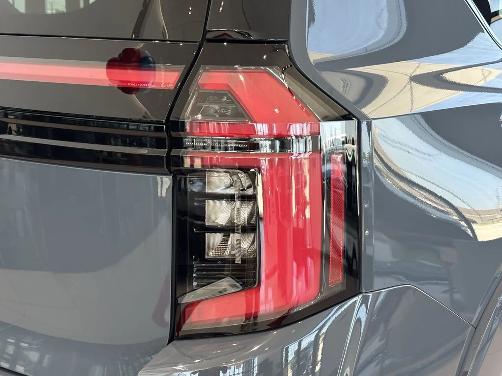 New 2026 Gray Nissan NISMO image 5