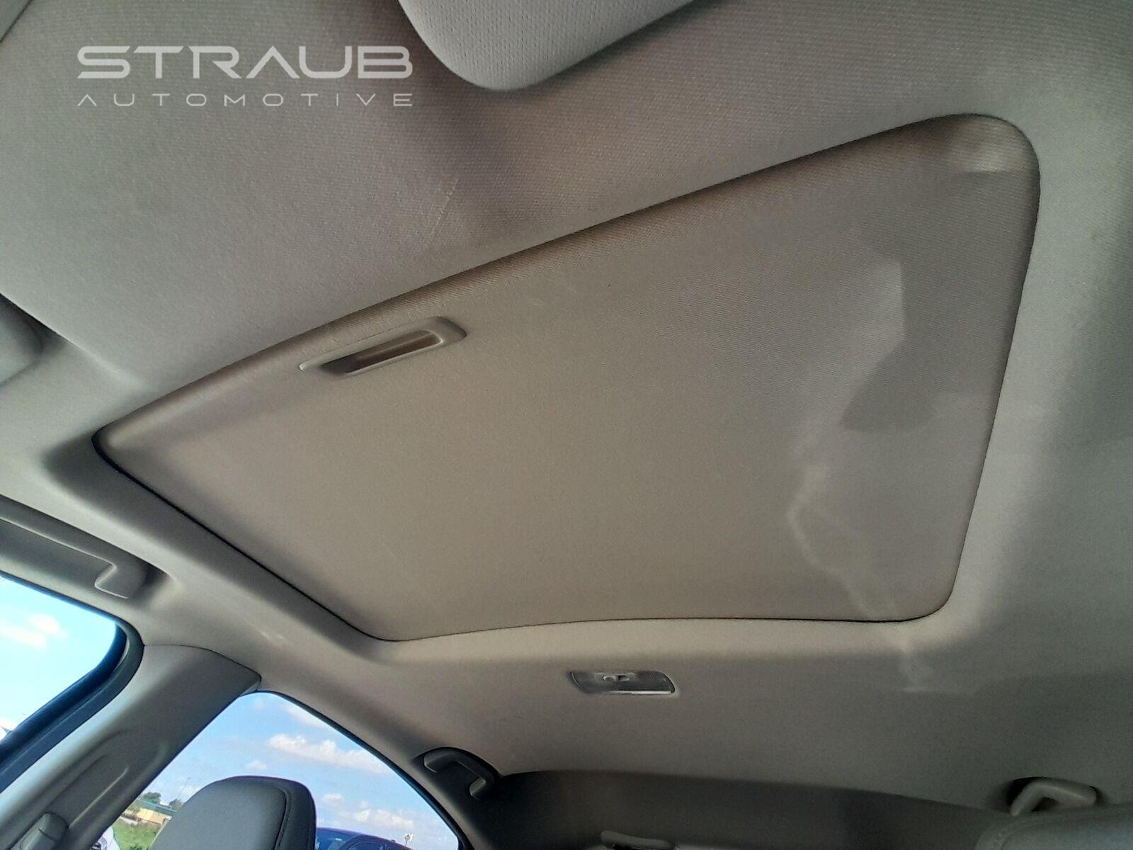 Used 2019 Lunar Silver Metallic Honda EX-L image 30
