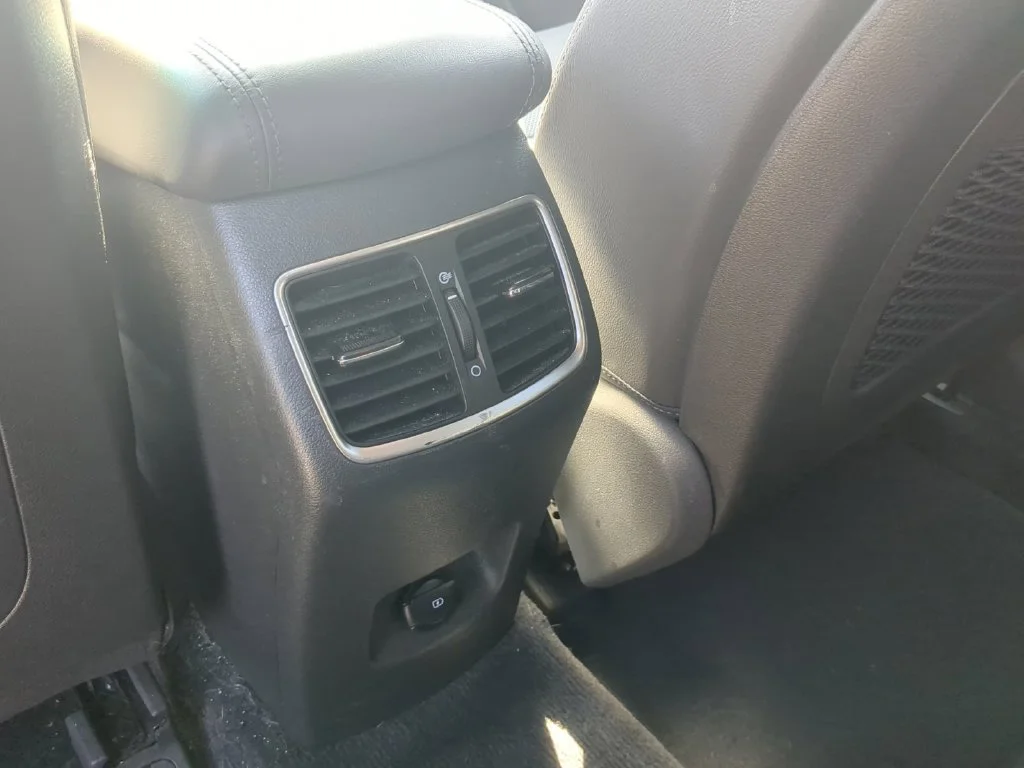 Used 2020 Black Hyundai Limited image 27