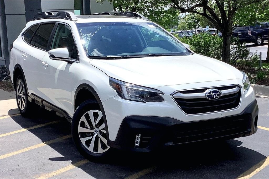 Used 2020 White Subaru Premium image 39