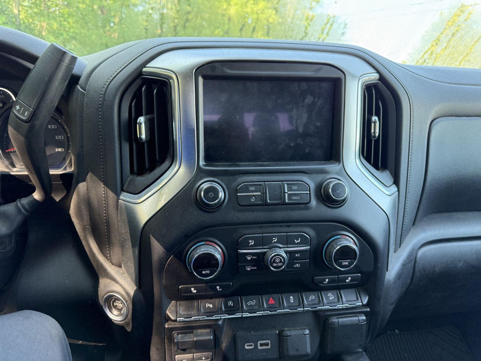 Used 2019 Silver Ice Metallic Chevrolet RST image 8