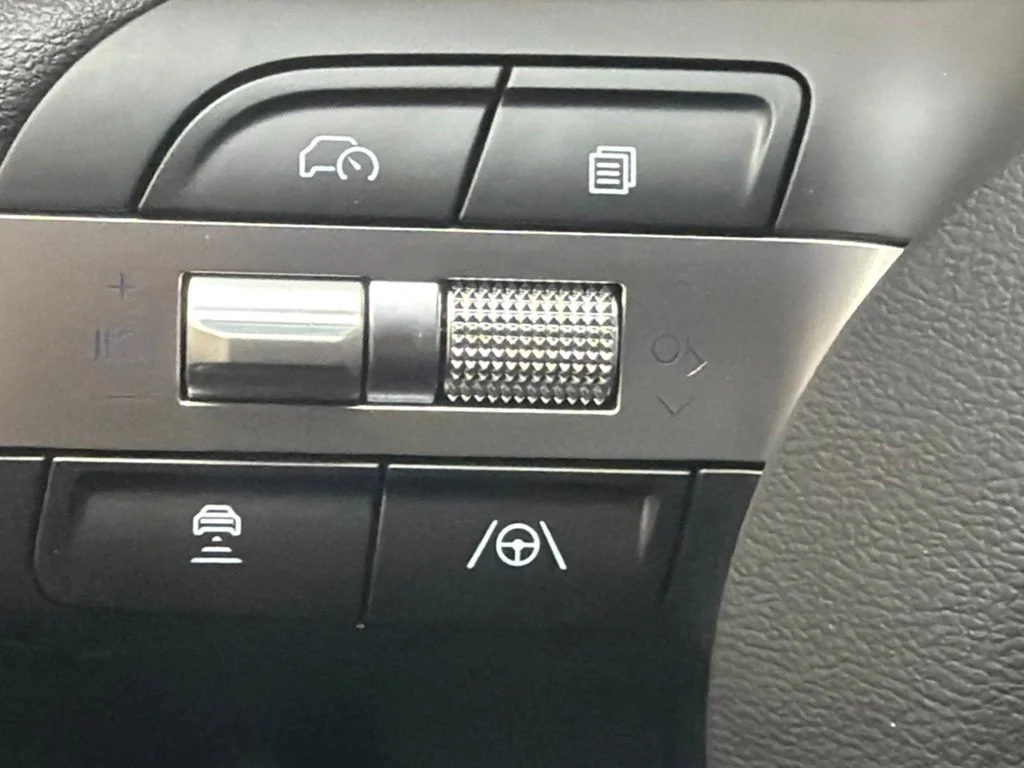 New 2026 Amazon Gray Hyundai  image 21