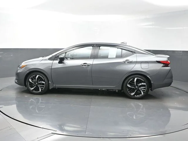Used 2025 Gray Nissan 1.6 SR image 4