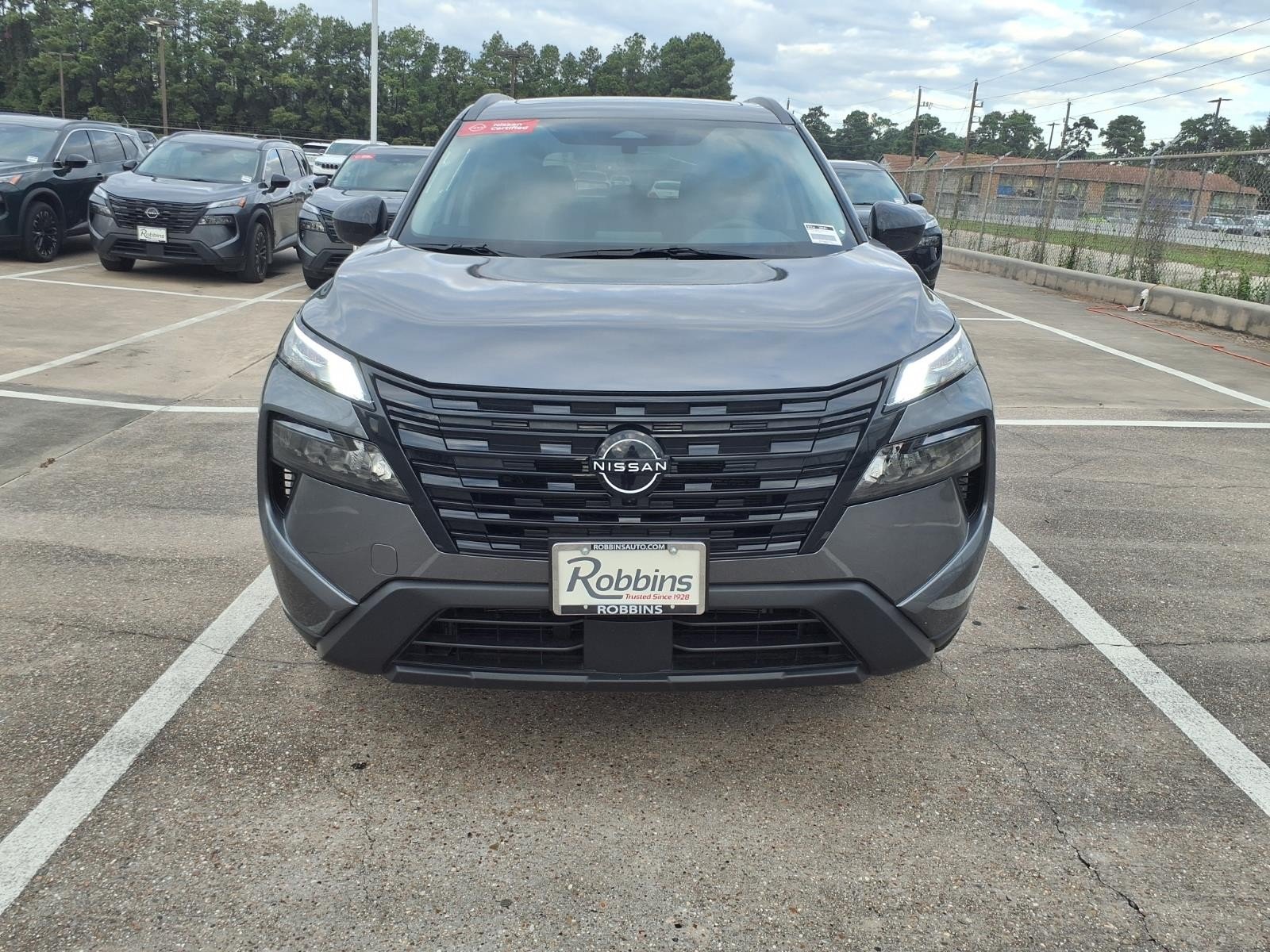 2026 Nissan Rogue photo 8 of 27