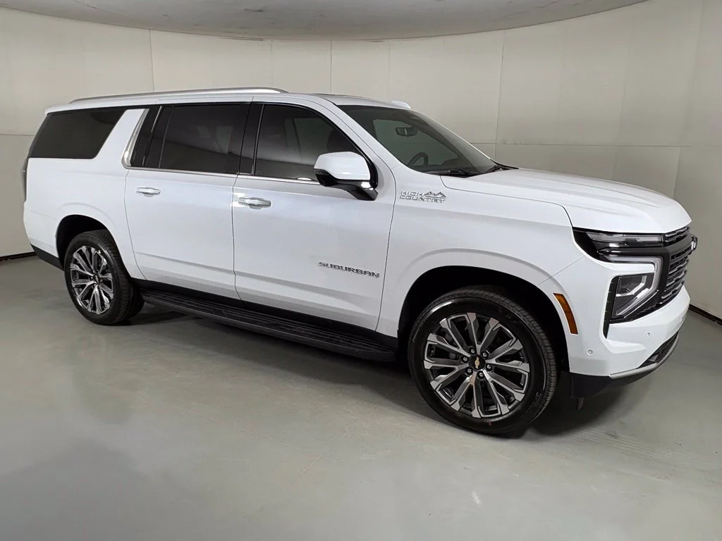 2027 Chevrolet Suburban High Country - Photo 11