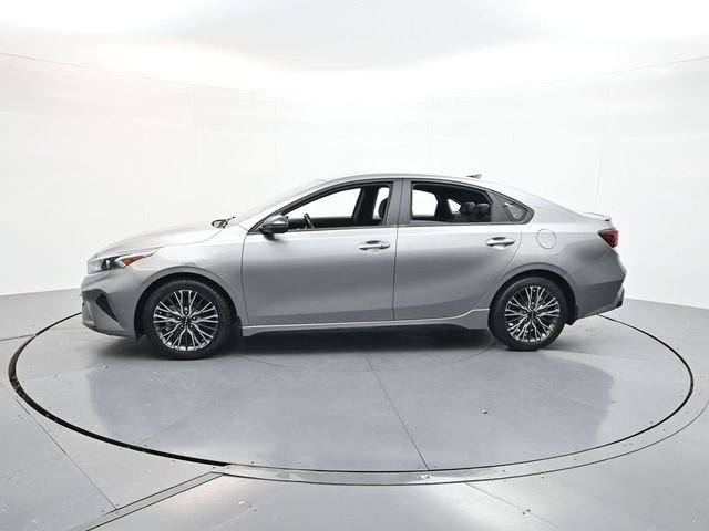 Used 2023 Gray Kia GT-Line image 4