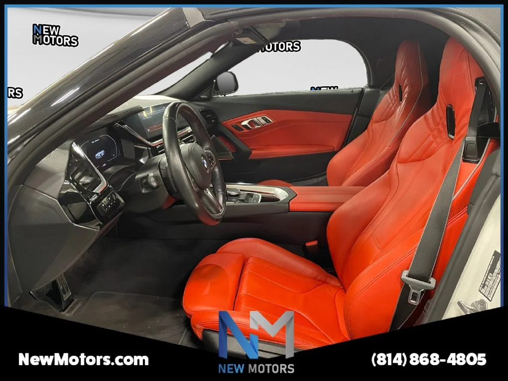 Used 2022 Alpine White BMW sDrive M40i image 9