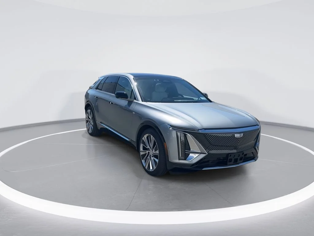 Used 2024 Cadillac LYRIQ Luxury 3 with VIN 1GYKPSRLXRZ112143 for sale in Mamaroneck, NY