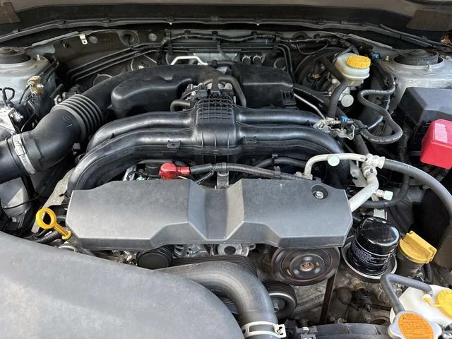 Used 2016 Silver Subaru 2.5i Touring image 13