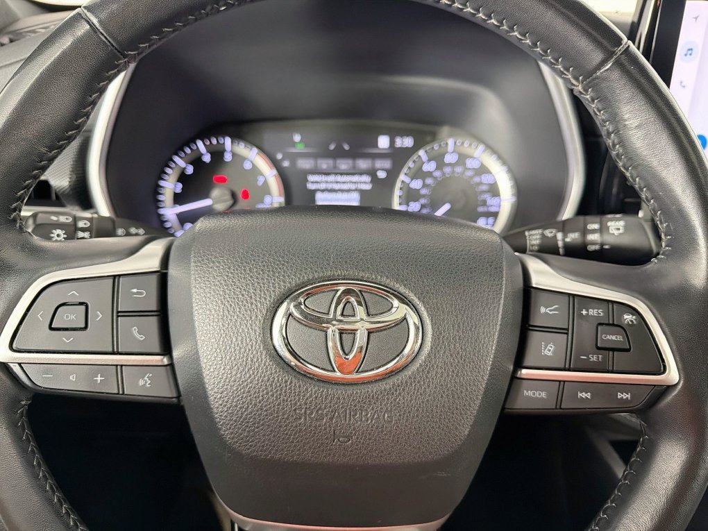 Used 2024 Silver Toyota XSE image 16