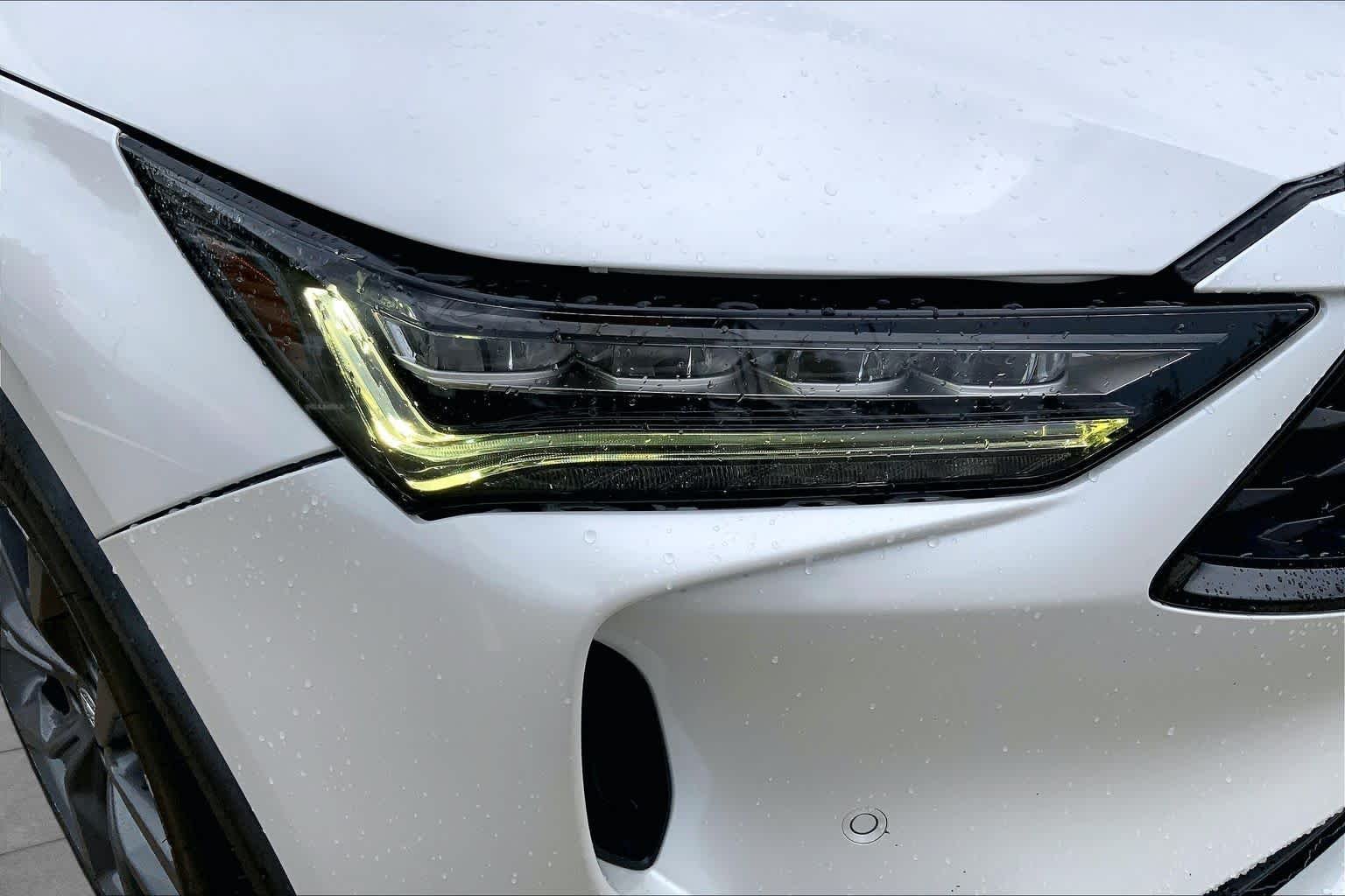 Used 2022 Platinum White Pearl Acura w/A-Spec Package image 28
