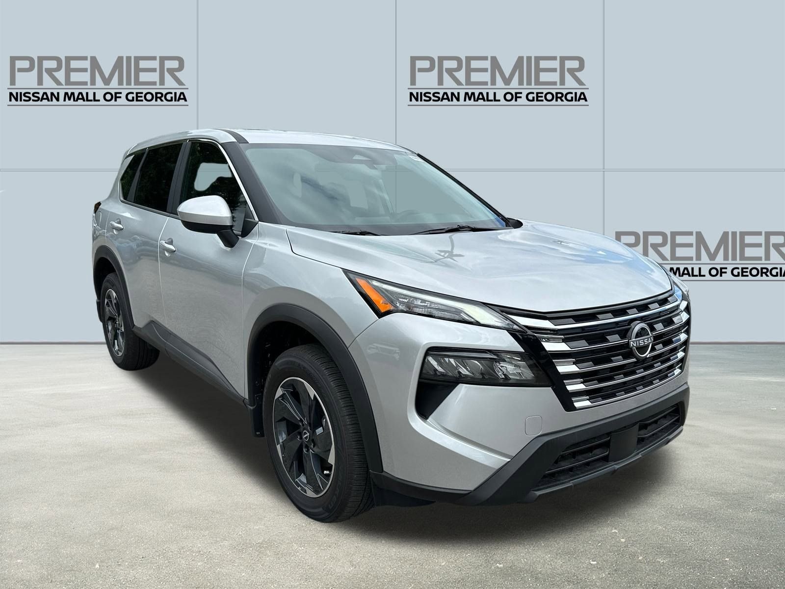 2025 Nissan Rogue SV - Photo 3