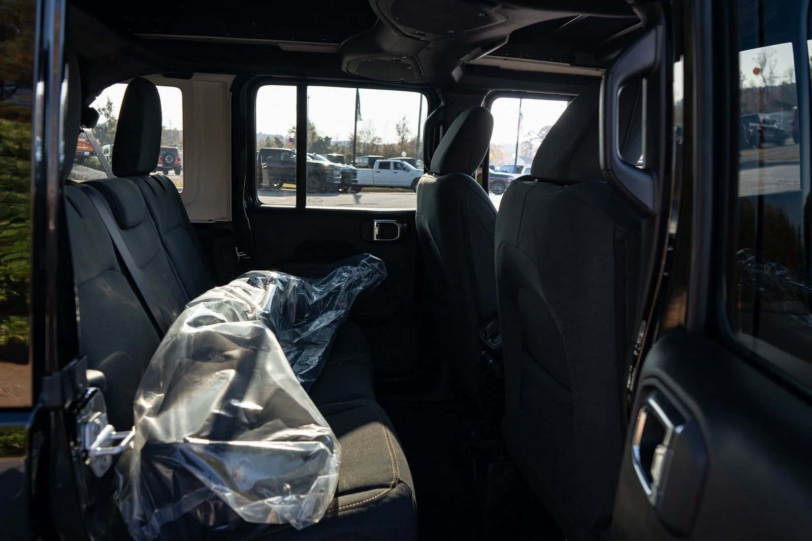New 2026 Black Clear-Coat Exterior Paint Jeep Sport S image 20
