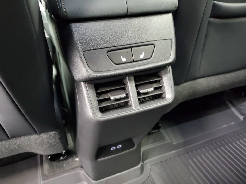2026 GMC Terrain AT4 - Photo 25
