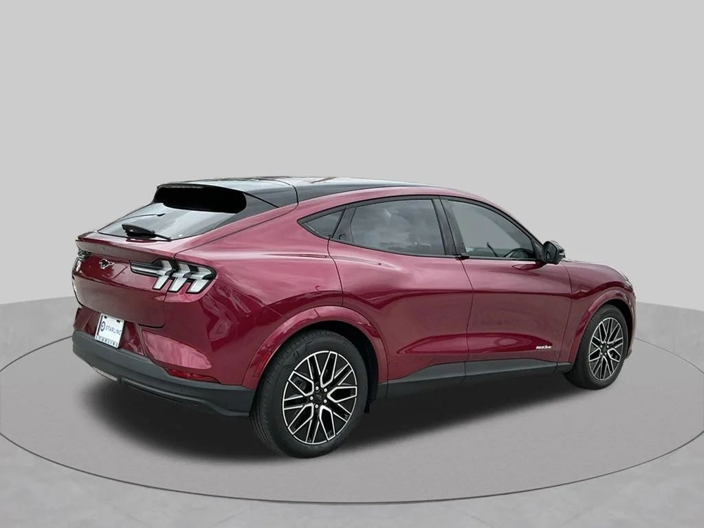 Used 2025 Red Ford Premium image 17