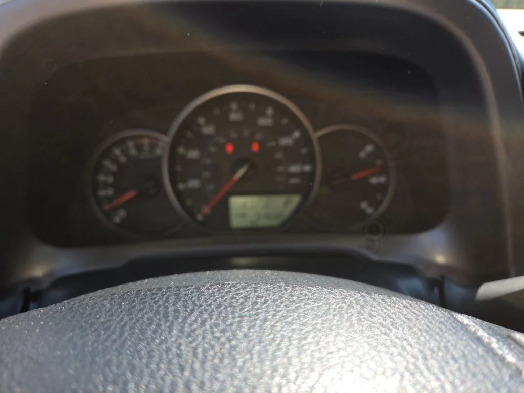 Used 2016 Silver Toyota LE image 14