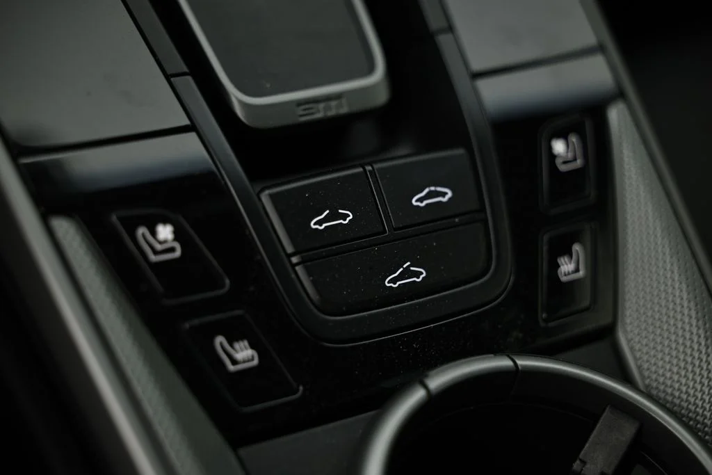Used 2020  Porsche Carrera S image 42