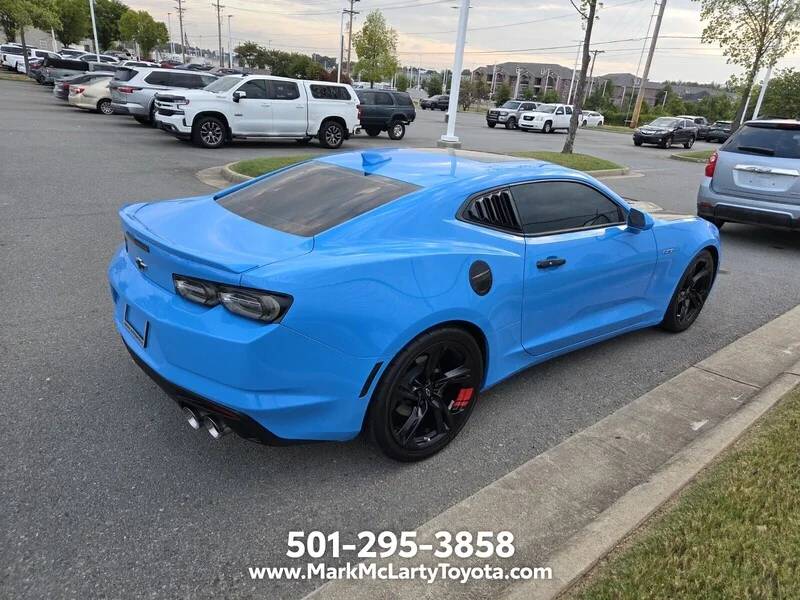 Used 2022 BLUE CHEVROLET 2DR CPE LT1 image 4