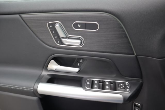 Certified Used 2025 Cirrus Silver Metallic Mercedes-Benz GLA 250 image 12