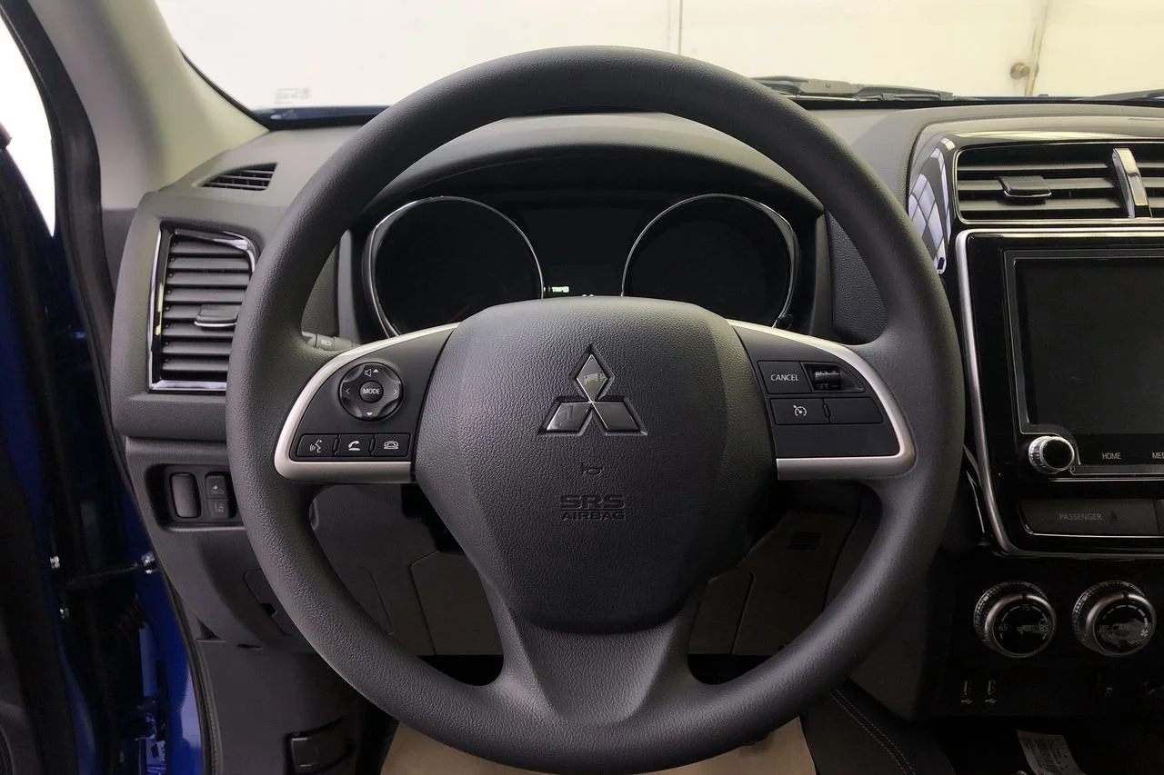 New 2026 Octane Blue Mitsubishi S image 21