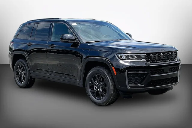 2026 Jeep Grand Cherokee Altitude
