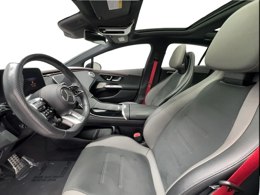 Used 2023 White Mercedes-Benz Base image 19