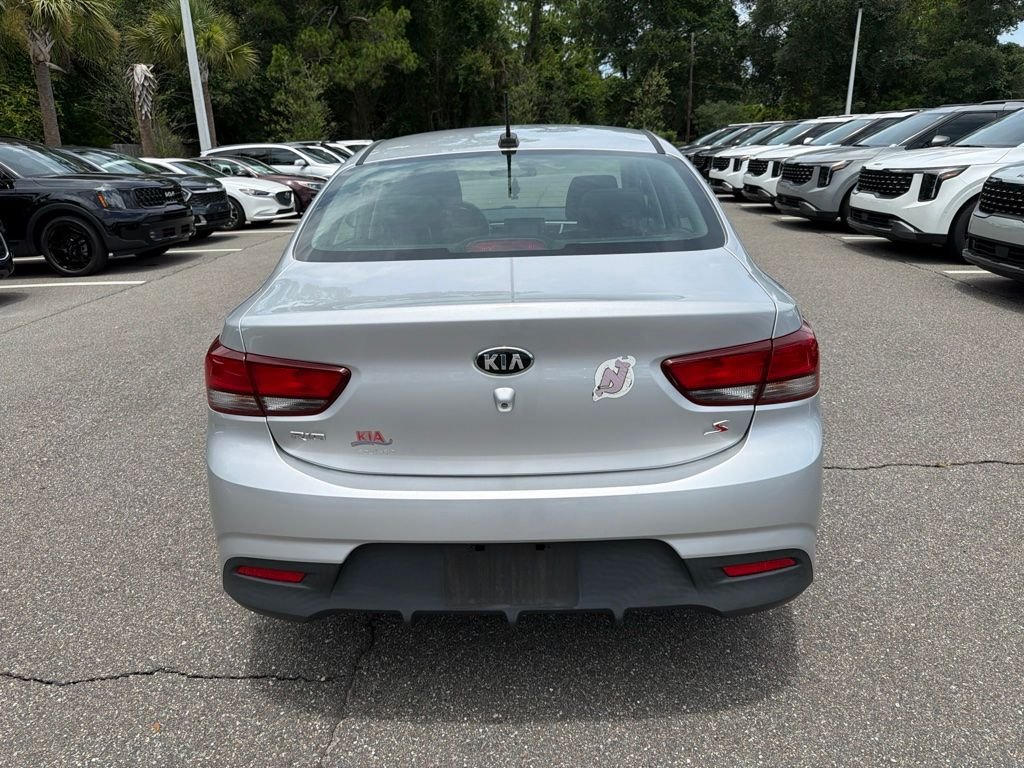 Used 2020 Silky Silver Kia S image 5