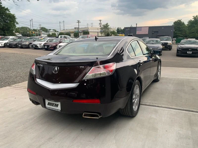 Used 2011 Maroon Acura Sedan 4D image 21