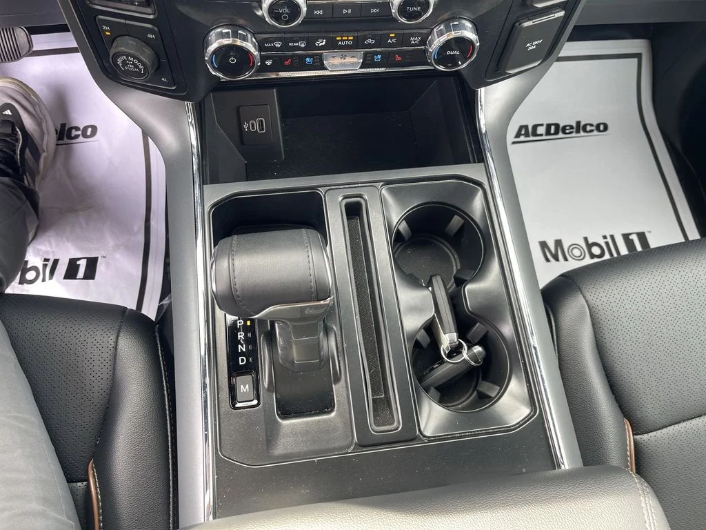 Used 2025 Black Ford Lariat image 20