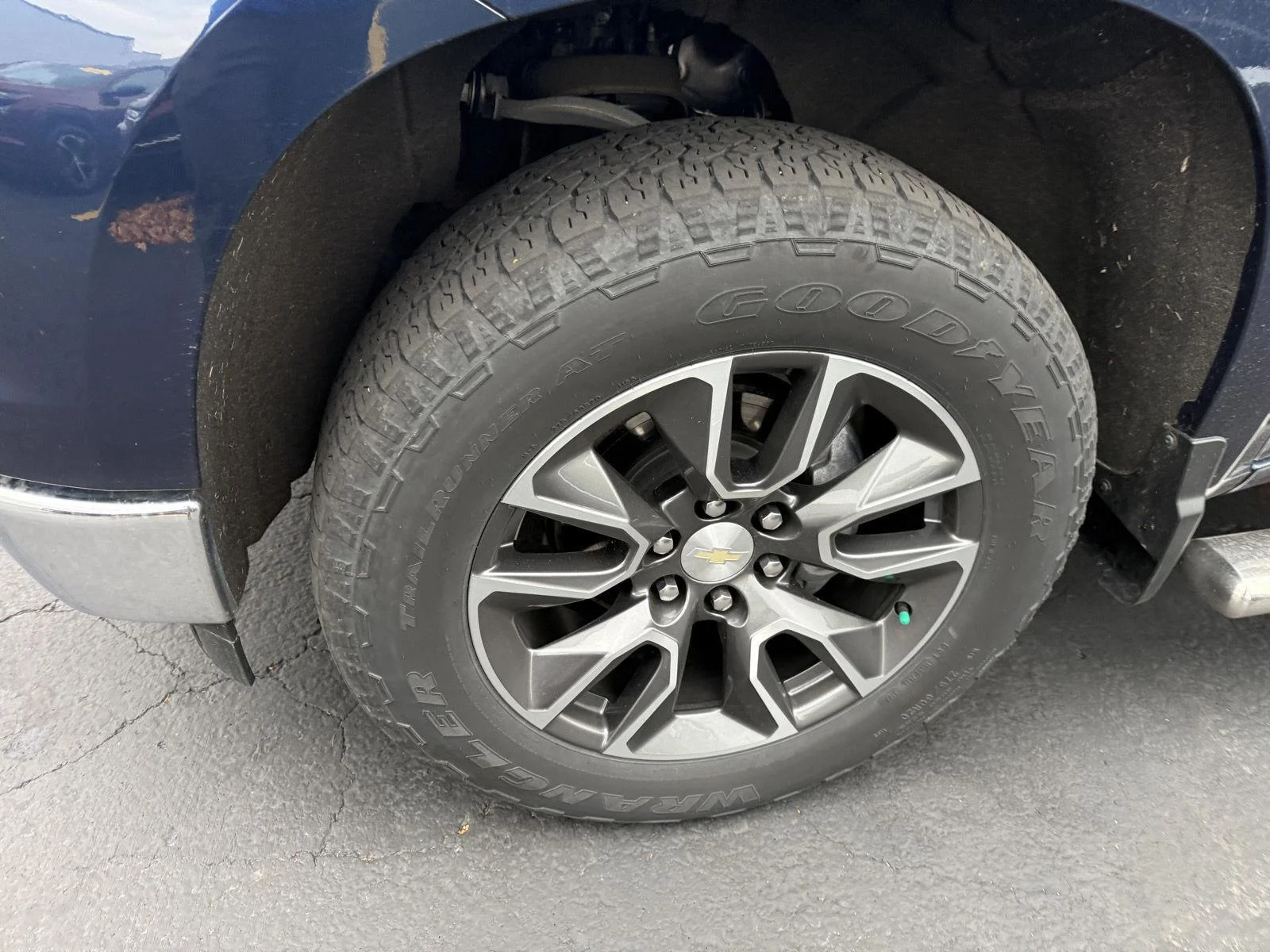 Used 2022 NORTHSKY BLUE METALLIC Chevrolet LT image 4