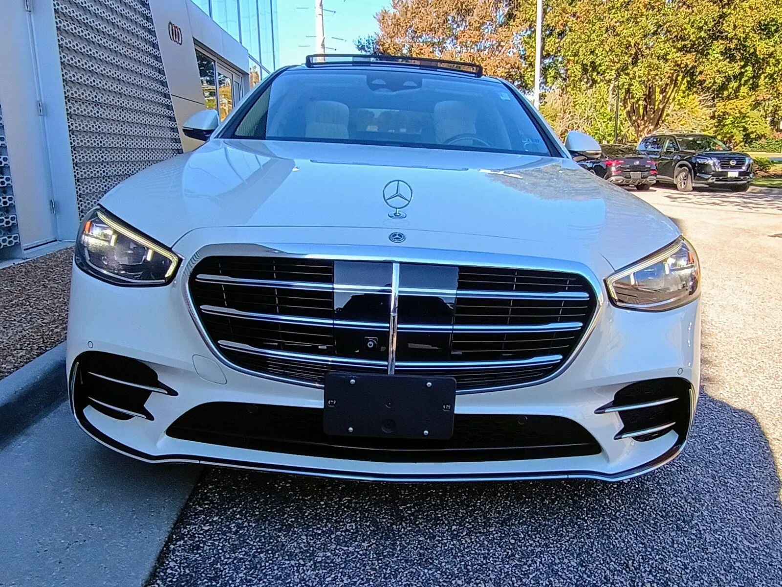 Used 2023 MANUFAKTUR exclusive diamond white bright MERCEDES-BENZ  image 4