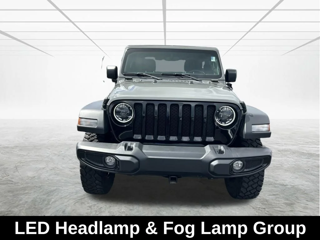 Used 2023 Gray Jeep Sport image 9