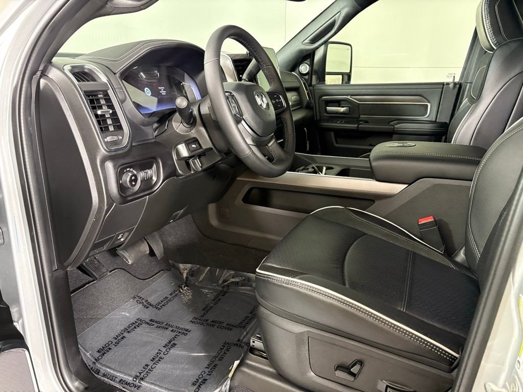 New 2026 Silver-Zynith Exterior Paint RAM Laramie image 21