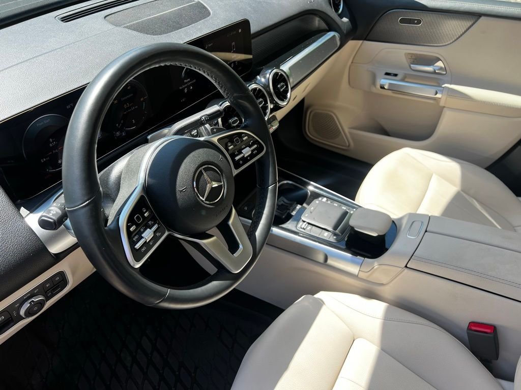 Certified Used 2022 Black Mercedes-Benz GLB 250 image 9