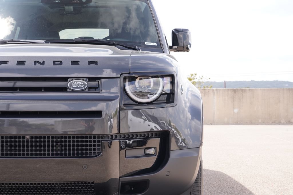 Used 2026 Gray Land Rover S image 5