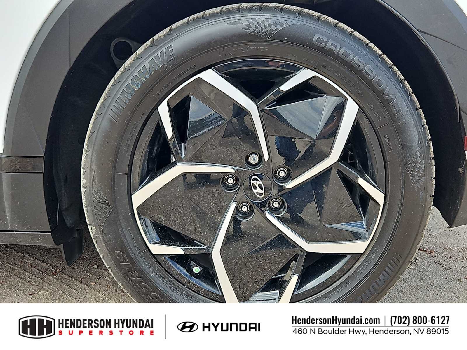 Used 2024 Atlas White Hyundai SEL image 13